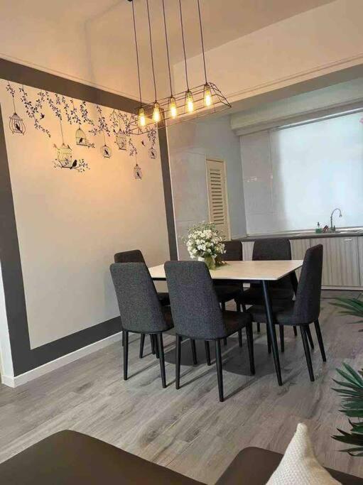 2 Bedroom Apartment Next To Historical Spots Малакка Экстерьер фото